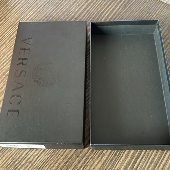 Versace Box - Picture 6 of 6